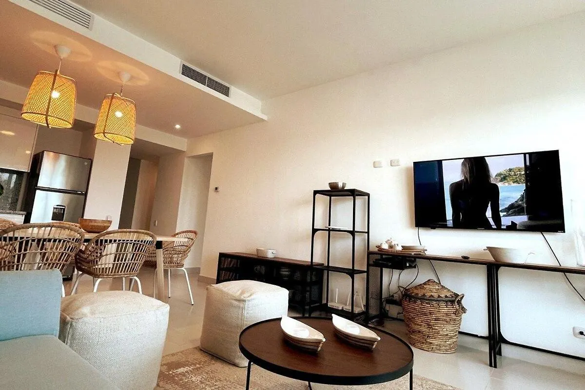 Aquarella Beachfront 2Br Sunset Хуан-Долио