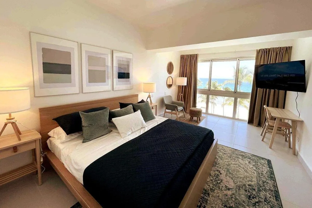 Aquarella Beachfront 2Br Sunset Хуан-Долио