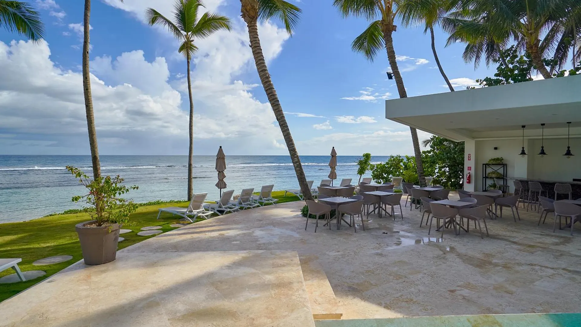 Aquarella Beachfront 2Br Sunset Juan Dolio Apartment